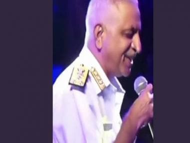 Veteran Navy officer sings ‘Ghar Se Nikalte Hi’ in viral video; leaves internet amazed