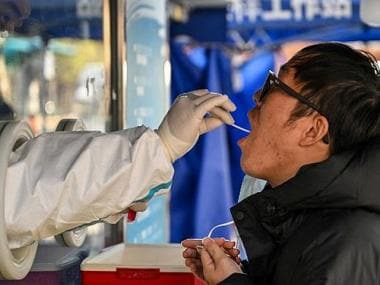 As COVID cases rise in China, people stock up on drugs, home medical equipment