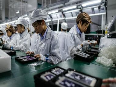 China’s smartphone shipments fall by 27 per cent prompting fears of massive recession amid COVID outbreak