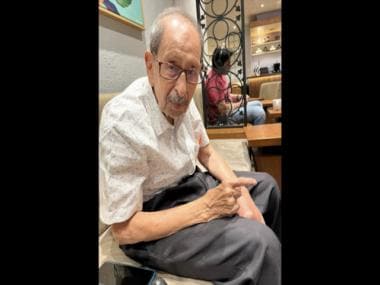 Elderly man shares ‘golden’ life lessons, his story leaves internet inspired