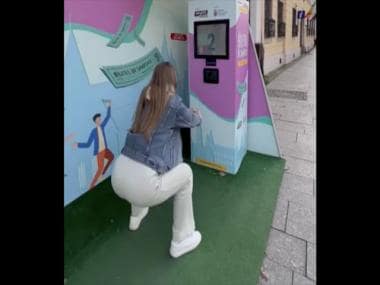 Watch: People get free bus rides if they do 20 squats in Romania