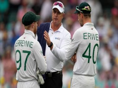 Australia vs South Africa: Steve Waugh fumes at bad light rule after play disrupted in Sydney Test