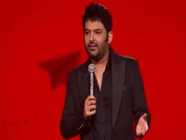 Internet calls out Kapil Sharma for using teleprompter to host The Kapil Sharma Show, fans jump to rescue
