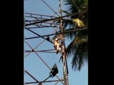 Karnataka Home Minister lauds traffic cop for saving bird’s life; here’s how rescue took place