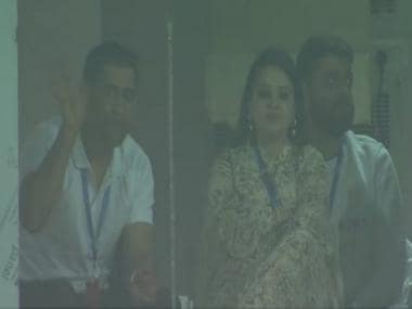 Watch: MS Dhoni waves at Ranchi crowd during IND vs NZ T20I; fans welcome ex-skipper with iconic chant