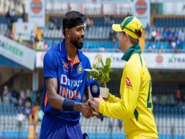 India vs Australia LIVE Cricket Score, 1st ODI in Mumbai: AUS 5/1; Siraj removes Head early