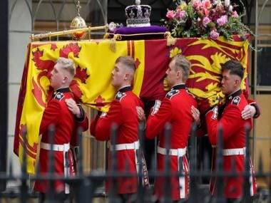 UK: Eight pallbearers who carried late Queen’s coffin receive special honour in Demise Awards