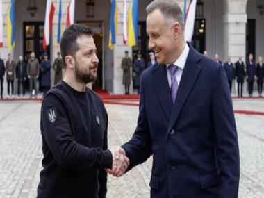 Poland ready to send fleet of jets to Ukraine, but after NATO's nod